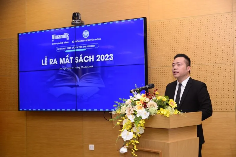 Ra mắt hai cuốn sách: Báo chí trên thiết bị Di động và nền tảng Truyền thông Xã hội; Nghệ thuật phỏng vấn 3