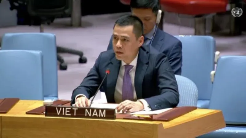 Đại sứ Đặng Hoàng Giang: Hòa bình là điều kiện để phát triển 1