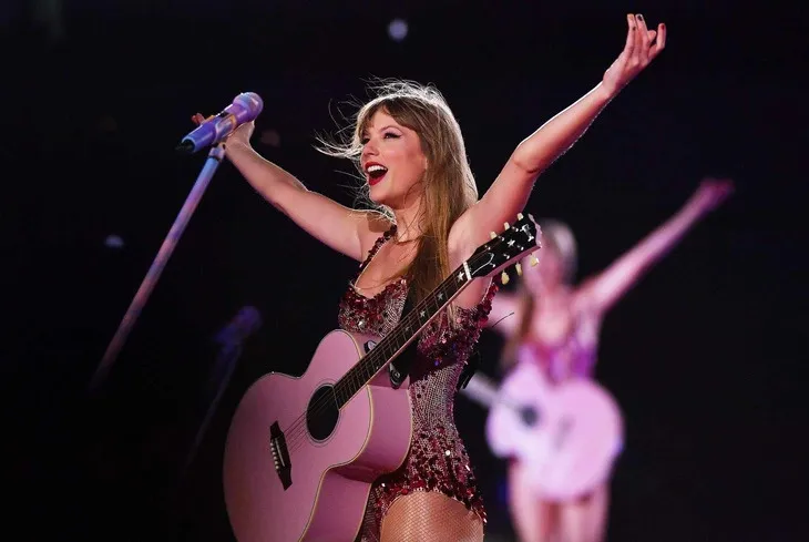 Cảnh sát điều tra vụ fan nữ tử vong tại concert của Taylor Swift ở Brazil