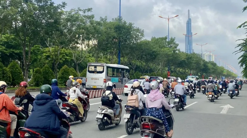 Điểm tin chiều 28/11: TPHCM nghiên cứu giới hạn tốc độ nội đô | Không khởi tố nhóm "Bông hồng đen" 1