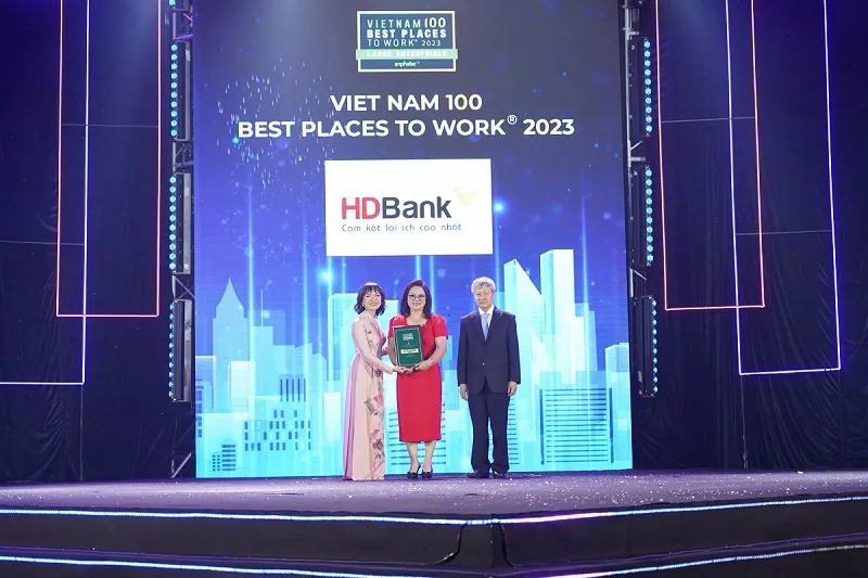 HDBank được vinh danh Top 4 Nơi làm việc tốt nhất Việt Nam 1