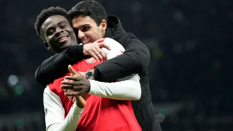 Arteta: "Chỉ cần làm quen Saka trong 2 phút, bạn sẽ bị sốc" 2
