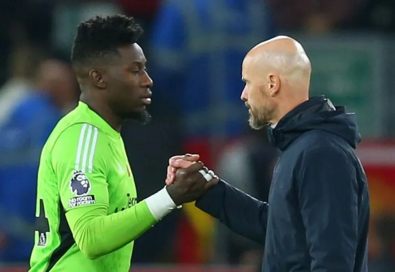 Ten Hag nói Onana hay thứ hai Ngoại hạng Anh, vậy thủ môn nào xuất sắc nhất? 1