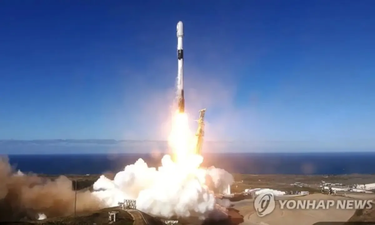 Hàn Quốc phóng thành công vệ tinh do thám quân sự, Triều Tiên cảnh báo