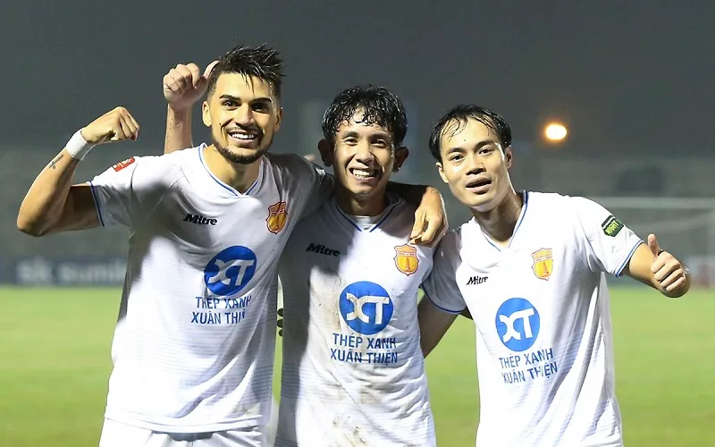 Kết quả V-League Hà Tĩnh vs Nam Định: Văn Toàn và Hồng Duy giúp đội bóng thành Nam bay cao