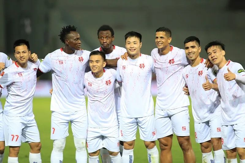 Kết quả V-League Hải Phòng vs Công An Hà Nội: Quang Hải “mở tài khoản”, nhà ĐKVĐ vẫn phơi áo