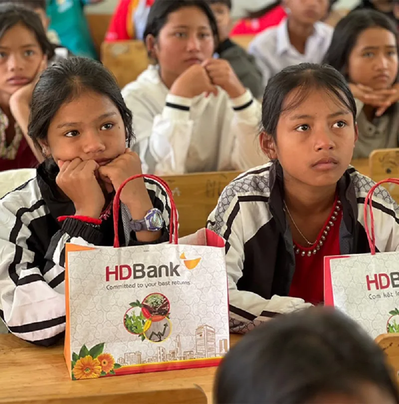 HDBank tiếp tục hành trình lan tỏa yêu thương đến muôn nơi 1