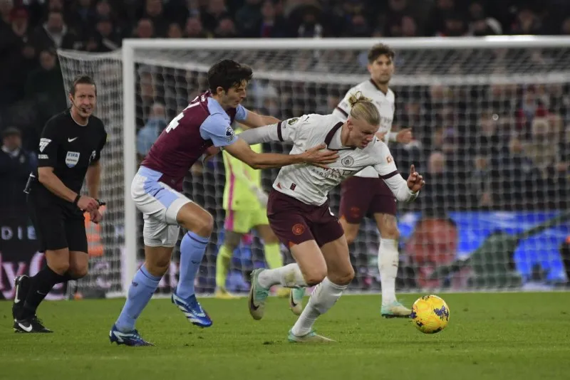 Chấm điểm Man City 0-1 Aston Villa: Haaland "tàng hình" | Phương án thay Rodri phá sản 3