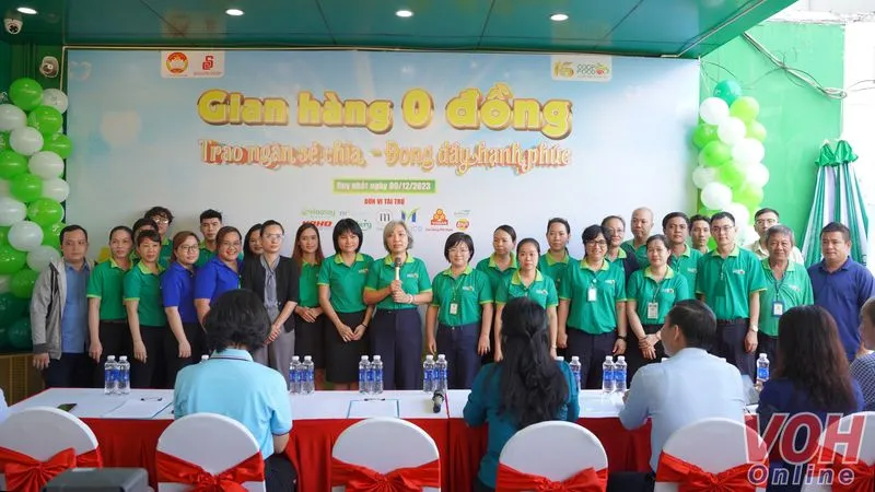 “Gian hàng 0 đồng” mang niềm vui cho người dân nghèo 2