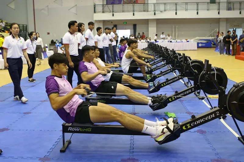 Hấp dẫn “đua thuyền trên cạn” ở Giải rowing máy vô địch quốc gia 2023