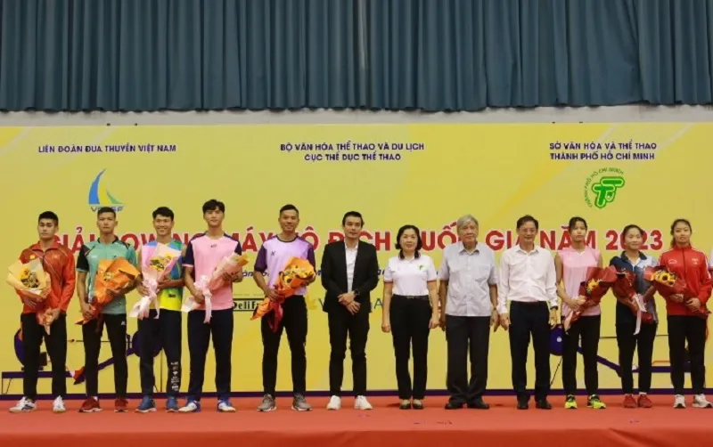 Hấp dẫn “đua thuyền trên cạn” ở Giải rowing máy vô địch quốc gia 2023