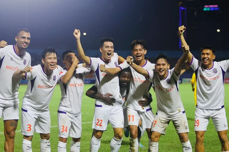 Kết quả V-League Khánh Hòa vs Bình Dương: Tiến Linh mở tài khoản, đội khách vào top 3