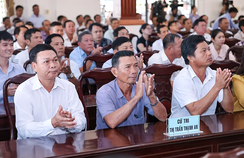 Thủ tướng Phạm Minh Chính tiếp xúc cử tri huyện Vĩnh Thạnh, Cần Thơ 3