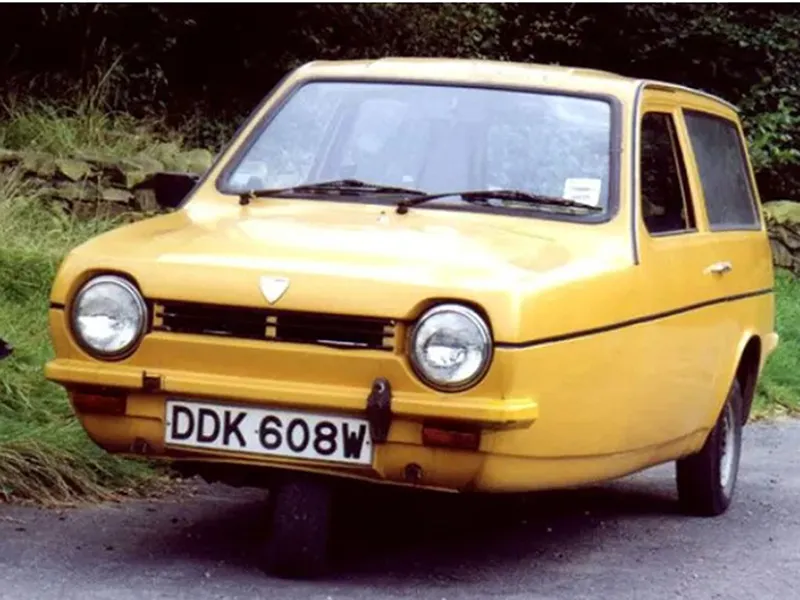 Reliant Robin được giới thiệu với thế giới vào tháng 10 năm 1973