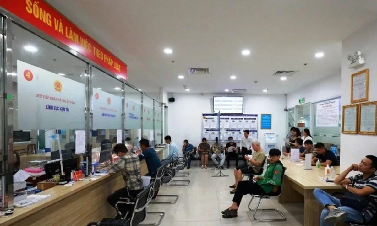 Thị xã Sơn Tây (Hà Nội) được làm thủ tục cấp, đổi giấy phép lái xe