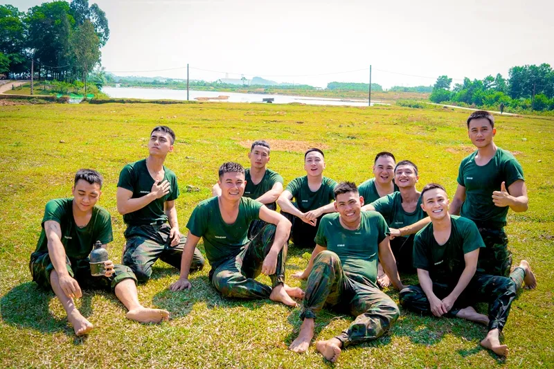 Huỳnh Lập nghiêm túc khi tham gia Sao Nhập Ngũ, 