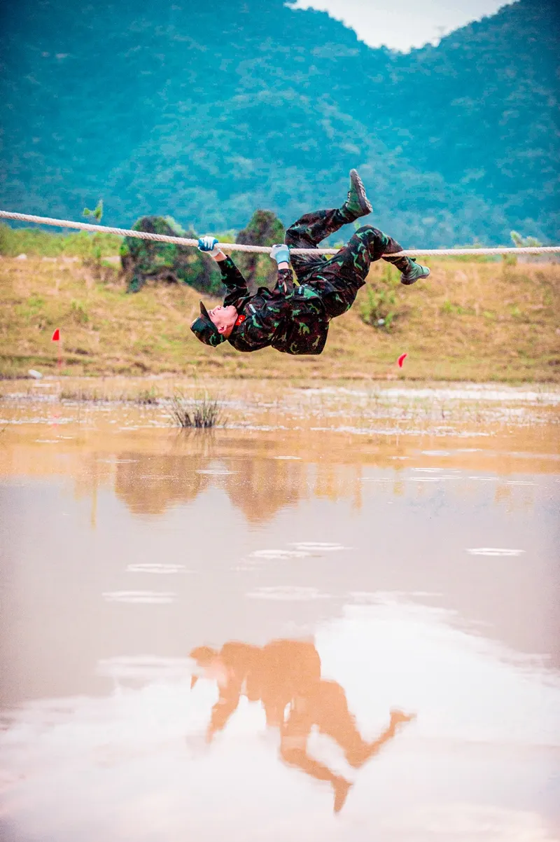 Huỳnh Lập nghiêm túc khi tham gia Sao Nhập Ngũ, 