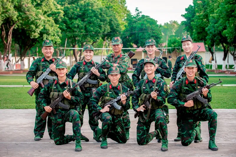 Huỳnh Lập nghiêm túc khi tham gia Sao Nhập Ngũ, 