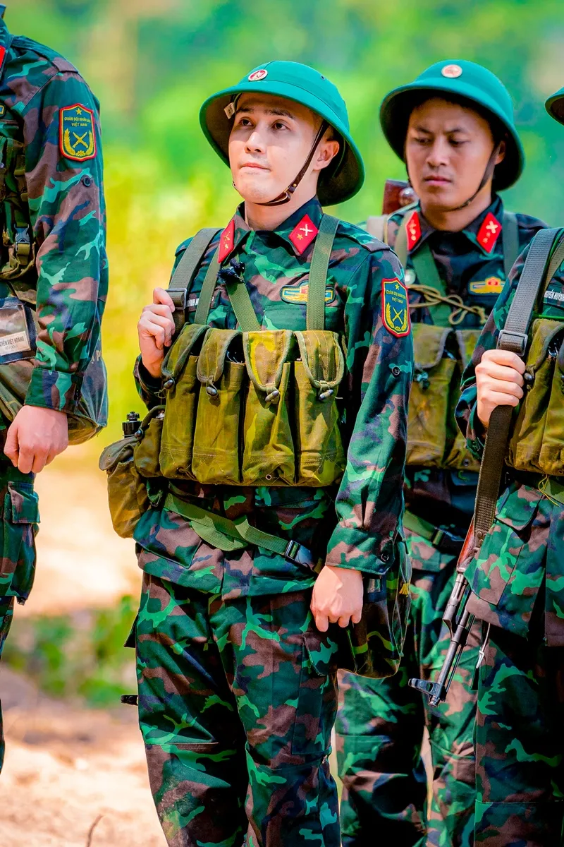Huỳnh Lập nghiêm túc khi tham gia Sao Nhập Ngũ, 