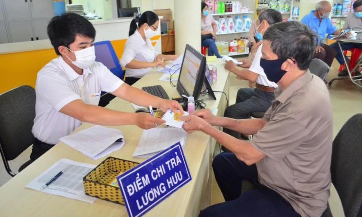 Điểm tin sáng 15/12: Chi trả lương hưu trước Tết Nguyên đán | 8.500 tỷ hàng bình ổn thị trường Tết 1