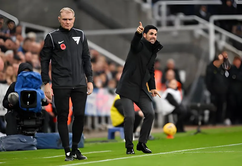 Thoát tội lăng mạ, Arteta bộc bạch: 