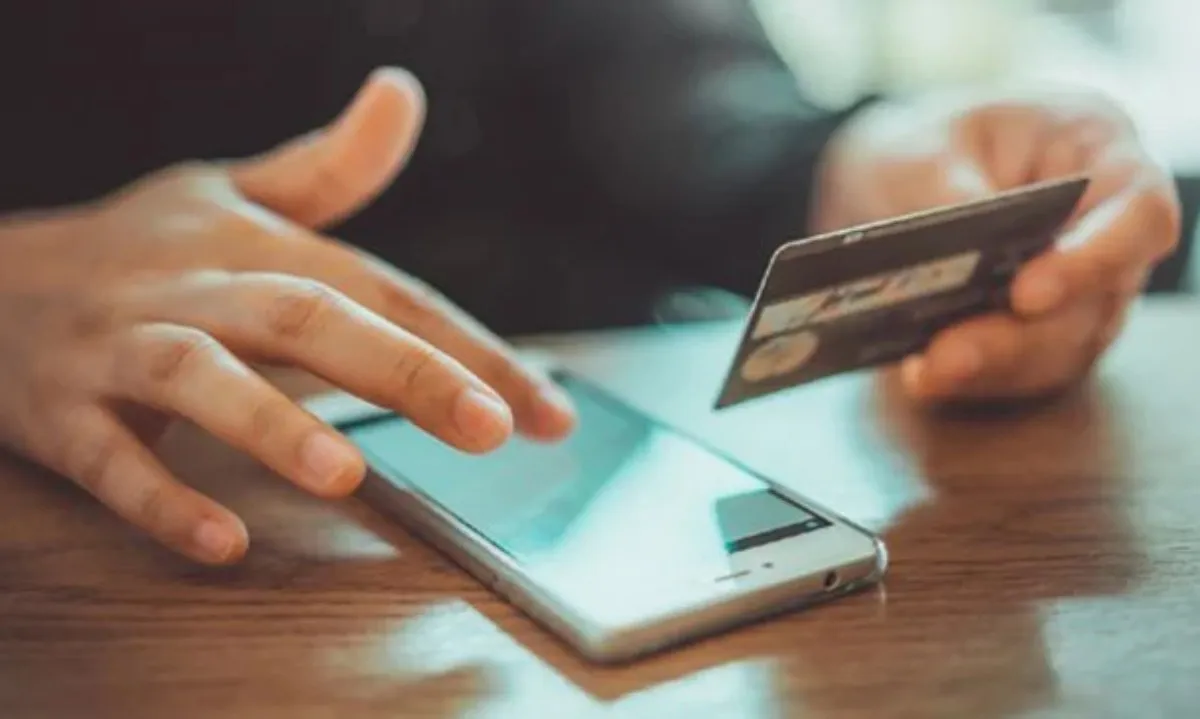 Mở thẻ thành viên dịch vụ “gái gọi” online, quý ông bị lừa hơn 1 tỷ đồng