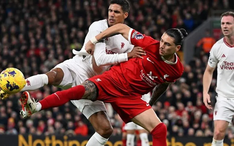 Varane đang nhận mức lương cao thứ 2 tại MU - Ảnh: Internet