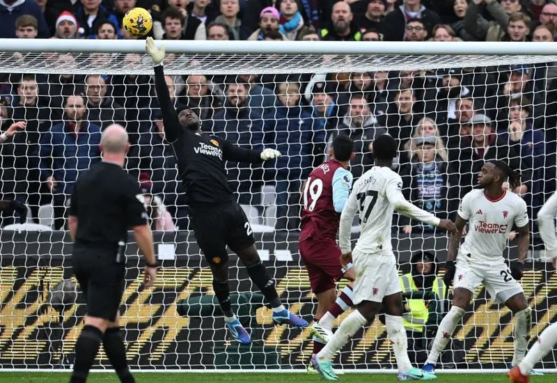 Chấm điểm West Ham 2-0 MU: Thảm họa Garnacho | Mainoo hóa tội đồ 1