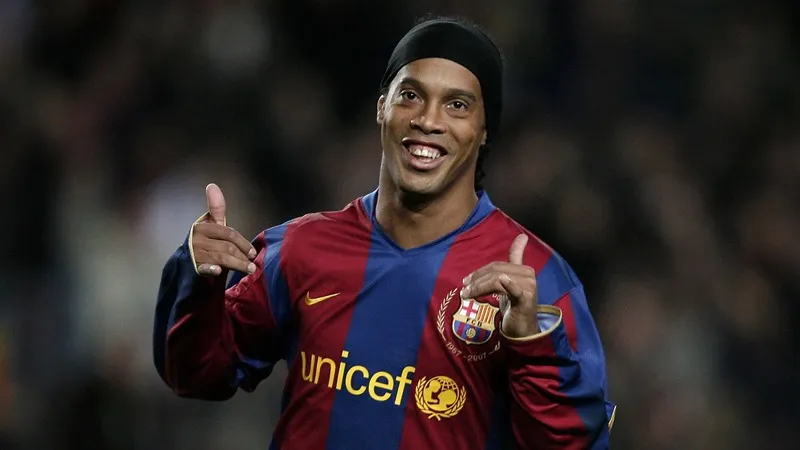 Ronaldinho đã đặt nền móng thành công cho Barca - Ảnh: Internet