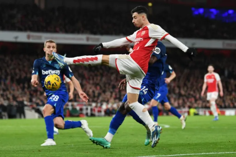 Chấm điểm Arsenal 0-2 West Ham: Odegaard bị đồng đội 