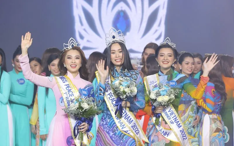 Tên gọi Hoa hậu Hoà bình Việt Nam tiếp tục bị tranh chấp 3