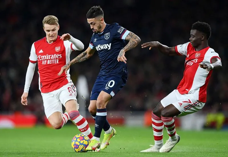 Arsenal cần phải sớm trở lại nếu không muốn bị Liverpool bỏ lại - Ảnh: Internet