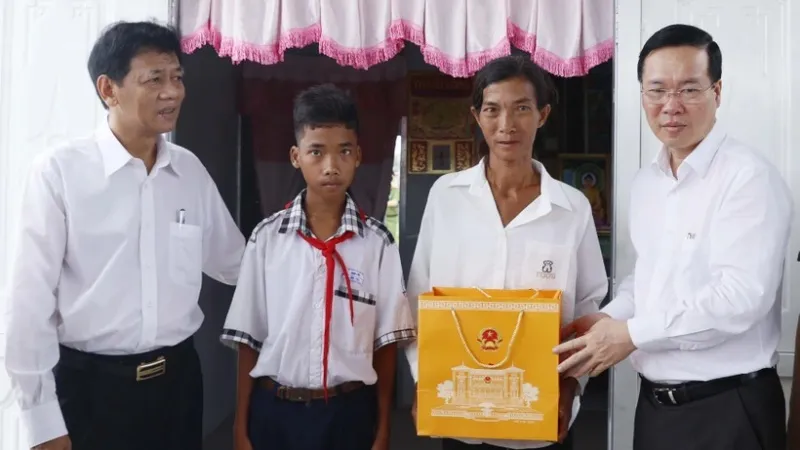 Chủ tịch nước dự lễ bàn giao 1.200 căn nhà cho người nghèo ở Sóc Trăng 1