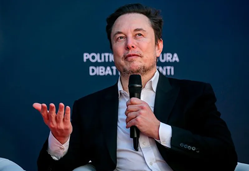 Elon Musk phát biểu tại Brothers of Italy tổ chức vào tháng 12/2023 