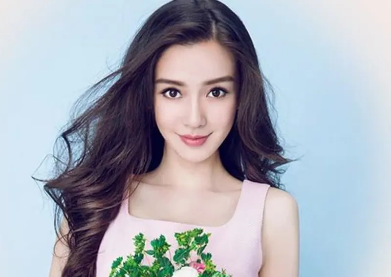 Angelababy được dỡ bỏ lệnh phong sát ngầm sau nghi án đến xem show khỏa thân? 2