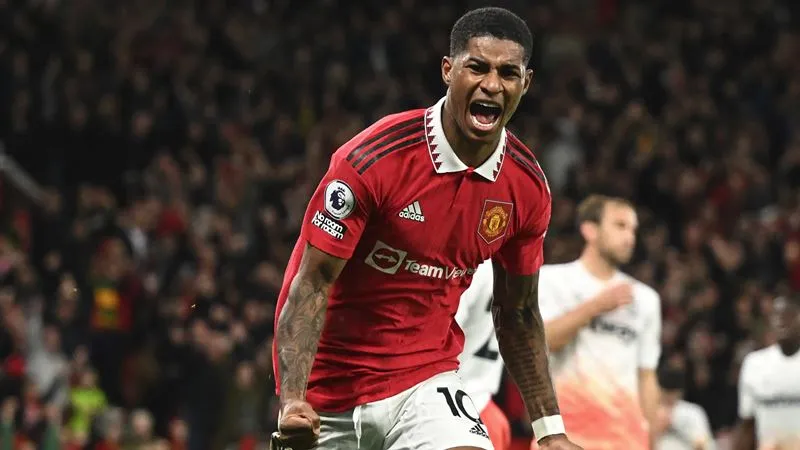 1. Marcus Rashford có khởi đầu năm 2023 bùng nổ khi liên tiếp ghi bàn giúp MU vượt qua mọi đối thủ. Thậm chí, phong độ của anh còn vượt qua những Mbappe, Haaland hay Ronaldo ở giai đoạn này.