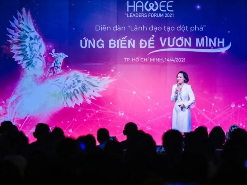 CEO Talentnet Tiêu Yến Trinh chia sẻ kỹ năng “trồng người” cho doanh nghiệp 3