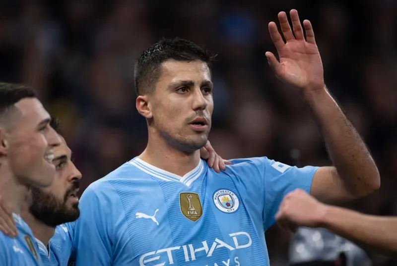 Rodri xứng đáng là tiền vệ phòng ngự hay nhất mà Pep Guardiola từng sở hữu trong sự nghiệp cầm quân - Ảnh: Internet