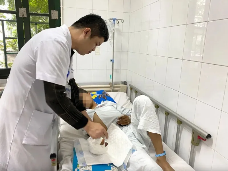 Nhịp Sống Khỏe 15/1: Người trẻ bị suy thận ngày càng nhiều | Suýt chết vì mua thuốc trên mạng xã hội 2