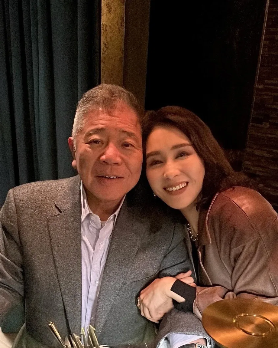 Tin giải trí 20/1: Trung Quân tung 2 MV| MCK vượt mặt Chipu 3