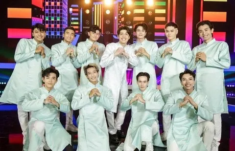 Tin giải trí 20/1: Trung Quân tung 2 MV| MCK vượt mặt Chipu 2