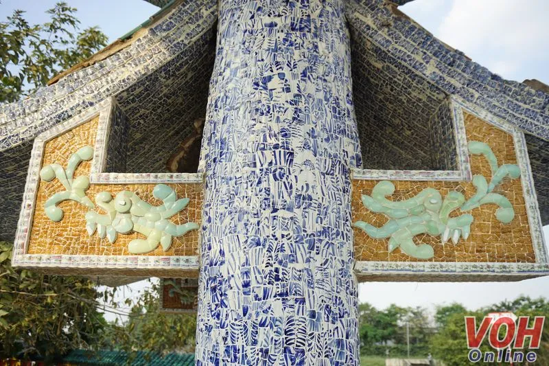 [Bài Mùng 2 tết] Phù Châu Miếu - Ngôi miếu nổi có tuổi đời gần 300 năm với hơn 100 bức tượng rồng 5