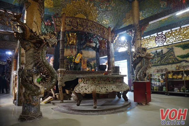 [Bài Mùng 2 tết] Phù Châu Miếu - Ngôi miếu nổi có tuổi đời gần 300 năm với hơn 100 bức tượng rồng 10