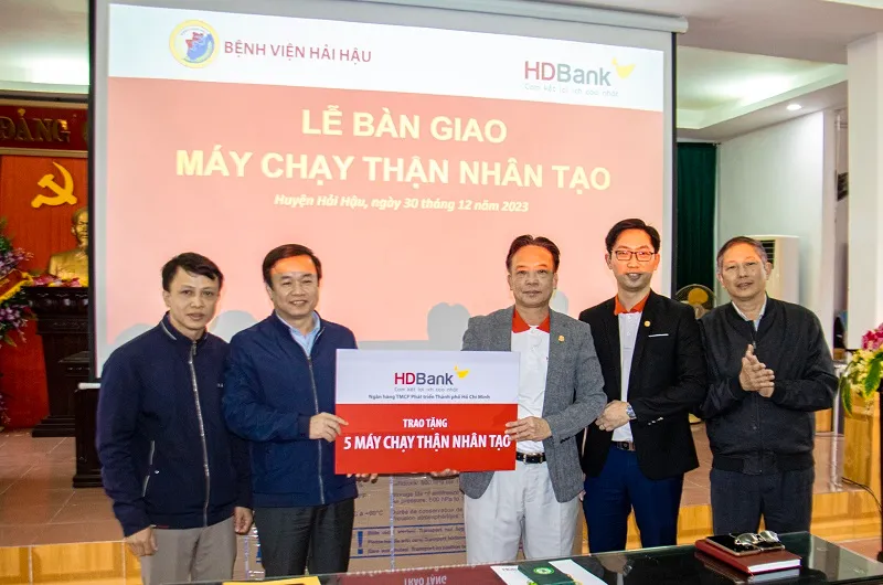 HDBank mang Tết sớm đến với đồng bào bản Puôi 4