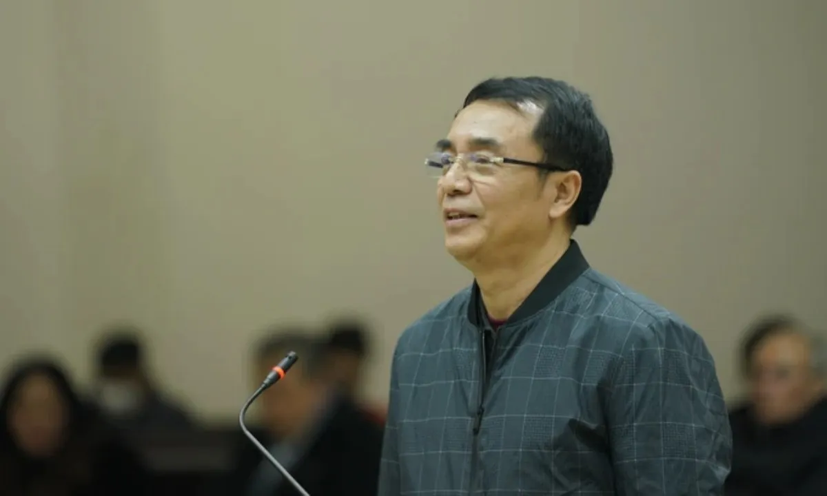 Y án sơ thẩm 9 năm tù đối với cựu cán bộ quản lý thị trường Trần Hùng