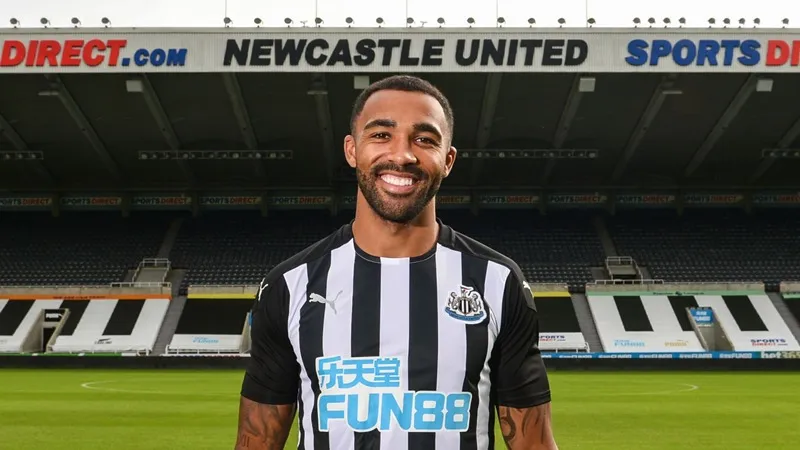 Callum Wilson bất ngờ được Newcastle rao bán - Ảnh: Internet