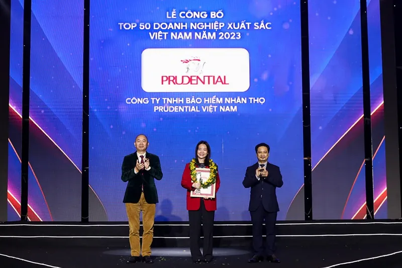 Prudential đại diện duy nhất cho khối ngành BHNT lọt Top 50 Doanh nghiệp xuất sắc Việt Nam 2023 1