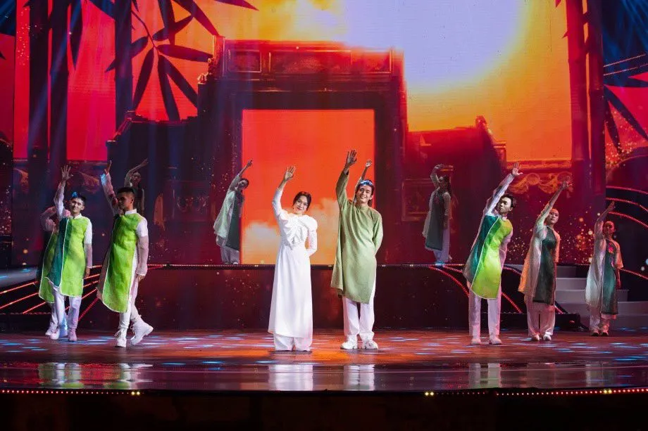 Tin giải trí 30/1: Miu Lê làm MV Tết| Jennie vượt mặt Jungkook trên Spotify 1