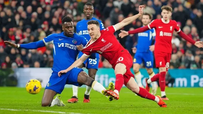 Chelsea tỏ ra lép vế hoàn toàn trước Liverpool - Ảnh: Internet