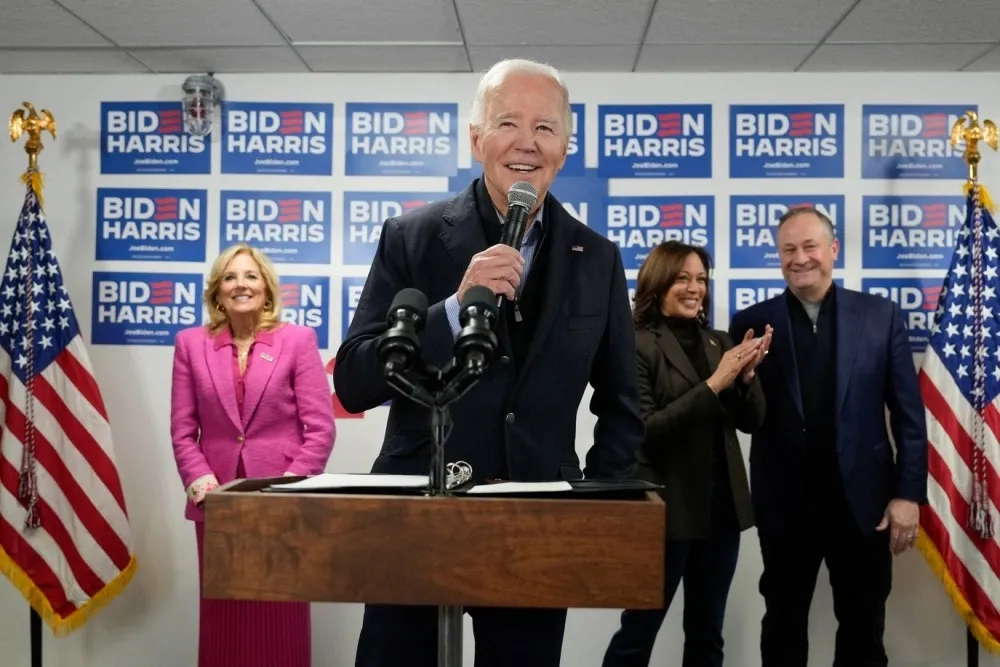 Tổng thống Mỹ Joe Biden thắng áp đảo trong vòng sơ bộ đầu tiên của đảng Dân chủ 1